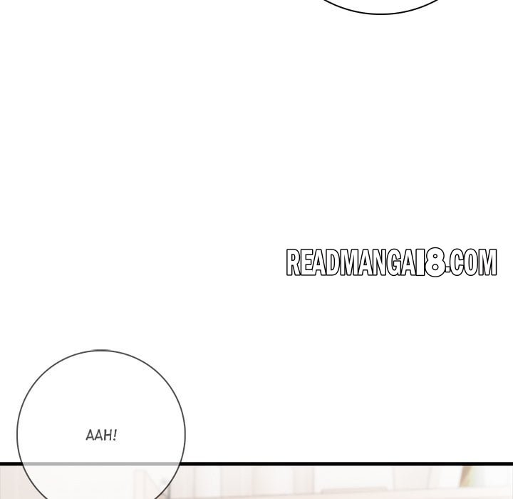 Seductive Curves Behind Closed Doors - Chapter 17 Page 31